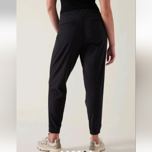 ATHLETA Farallon drawing ankle Jogger black sz Xs - Picture 1 of 8